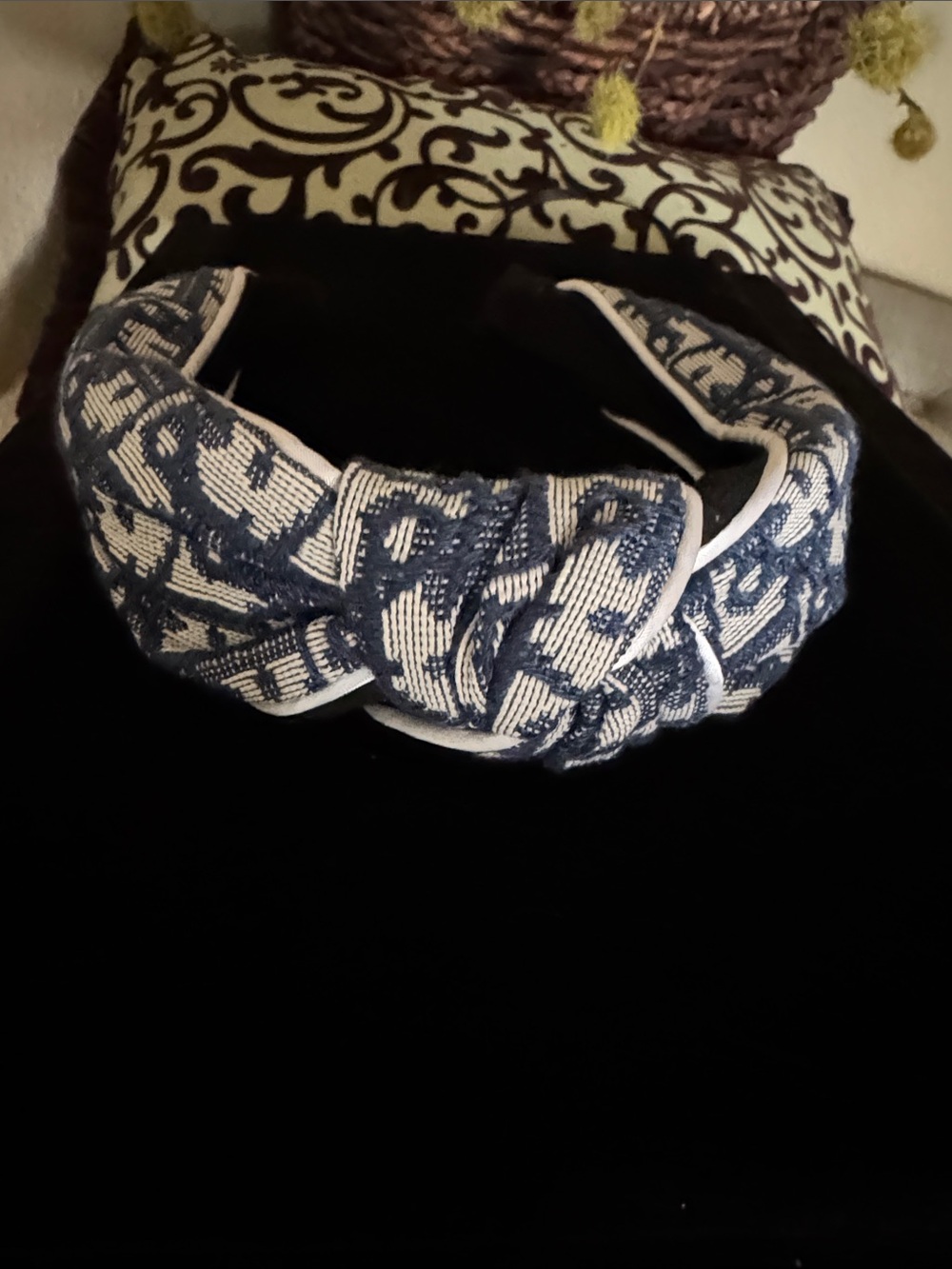 Dior Elegant Blue and White Headband - Picture 2 of 7